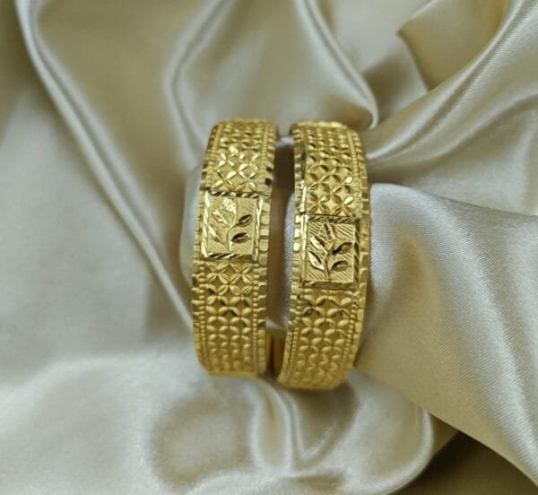 Premium Quality Micro Gold Plated Kada Bangles in set of 2 pcs