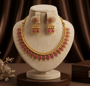 Ruby Red Oval Stone Necklace Set Ruby Red Oval Stone Necklace Set with Earrings