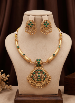 Antique Gold Temple Pendant Necklace Set with Emerald Green Stones